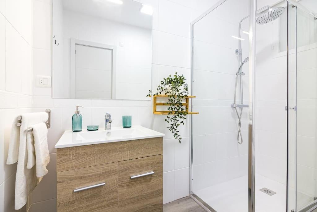 Malagueta Apartments Malaga Zewnętrze zdjęcie